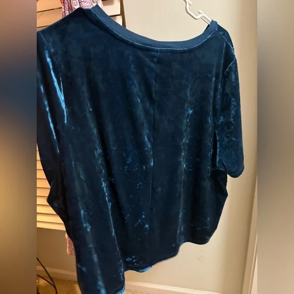 Ava & Viv Teal Blue Top - Picture 2 of 3